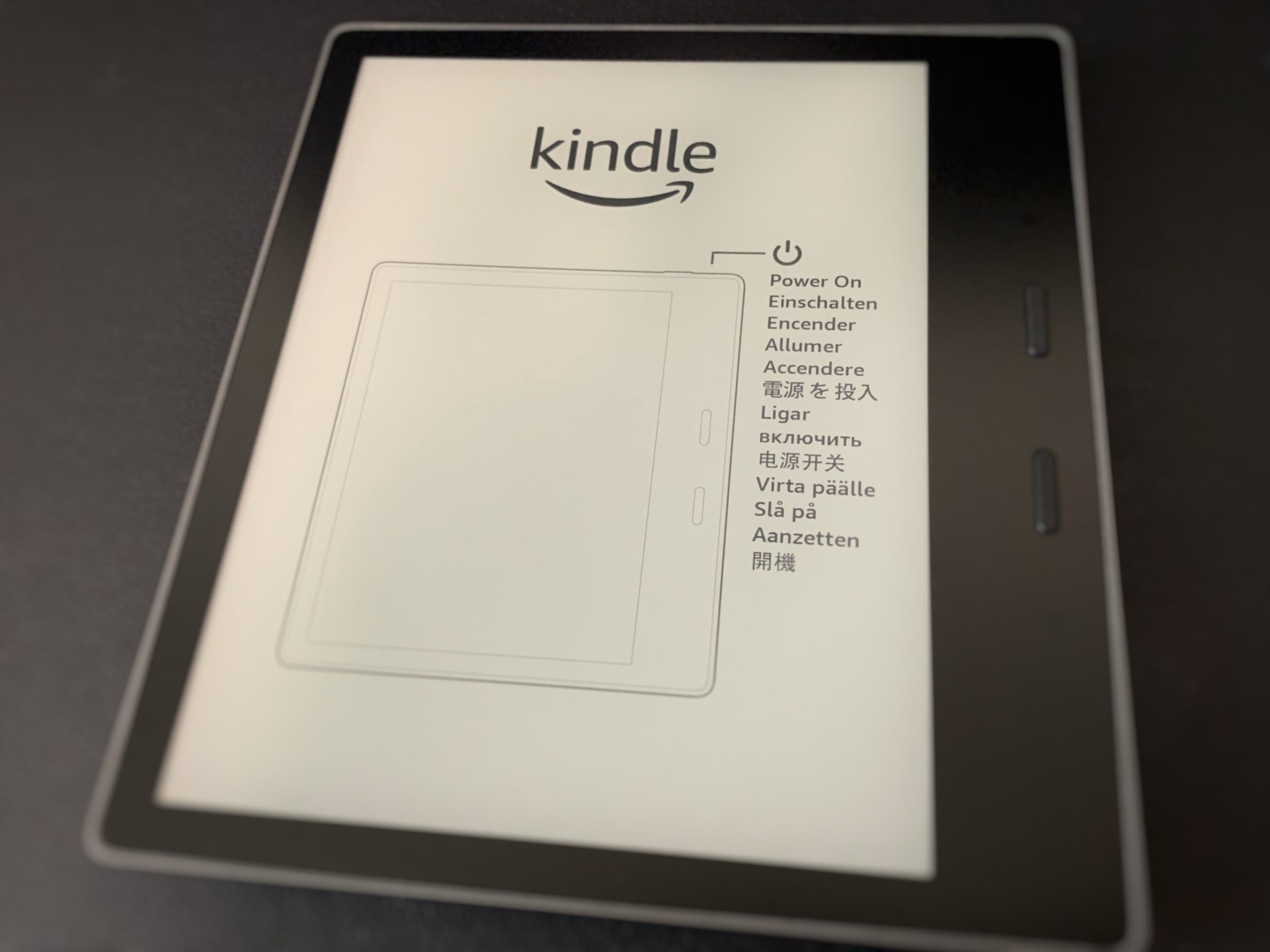 Amazon - Kindle Oasis 色調調節ライト搭載 wifi 8GB 広告つき の+